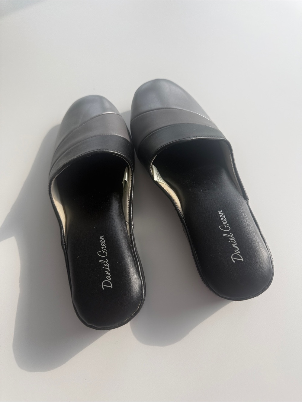 Daniel Green Two-Tone Gray Leather Slide Mules